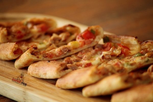 Kuşbaşı Kaşarlı Pide - Görsel 4