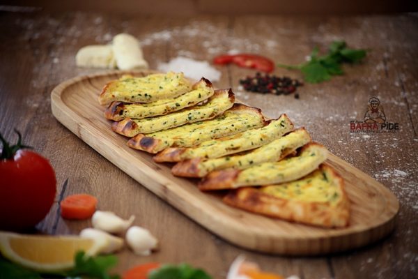 Yöresel Peynirli Bafra Pidesi - Görsel 2